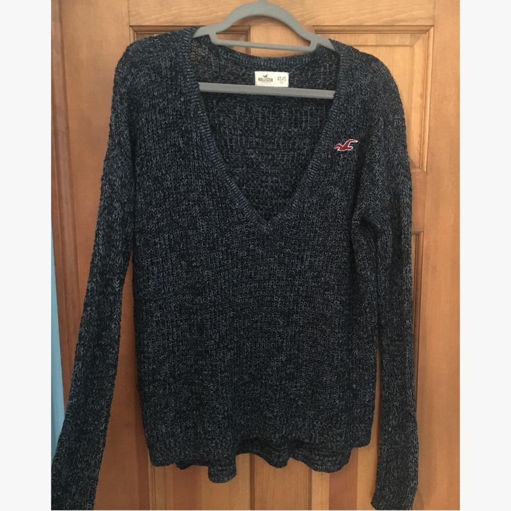 Hollister V Neck Sweater